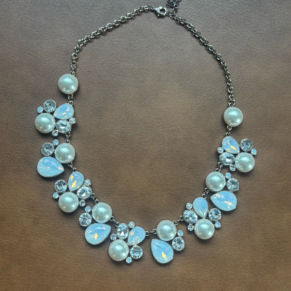 Costume Jewelry - Necklace